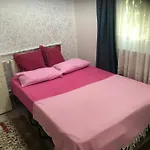 فندق 19