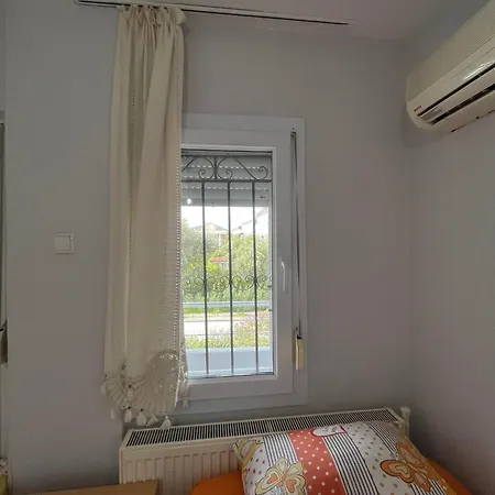 19 Apart * Cesme