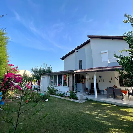 19 Apart * Çeşme